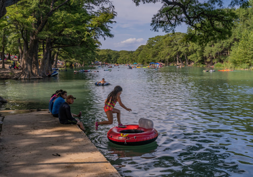 Floating Down the Comal River: How Many People Can Tube Together in Texas?